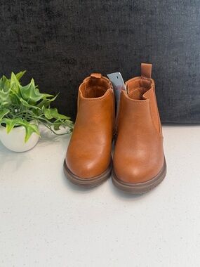 Kids Brown ankle Boots - Classic Tan Slip-On